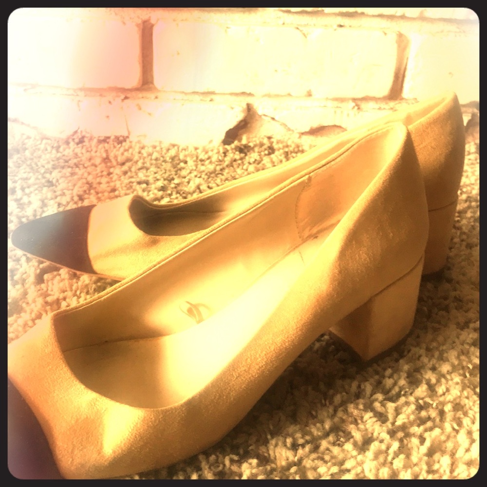 Chic ZARA Black cuff Tan Suede Business Heels